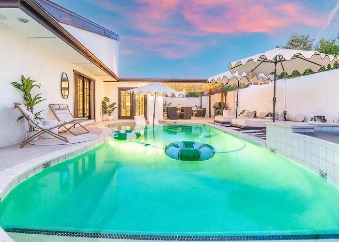 Stylish Pool Sauna Hottub Ferienhaus Phoenix