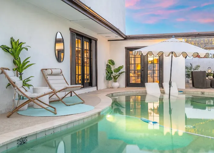 Stylish Pool Sauna Hottub Phoenix