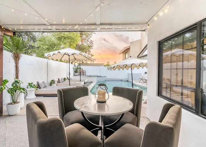 Stylish Pool Sauna Hottub Phoenix