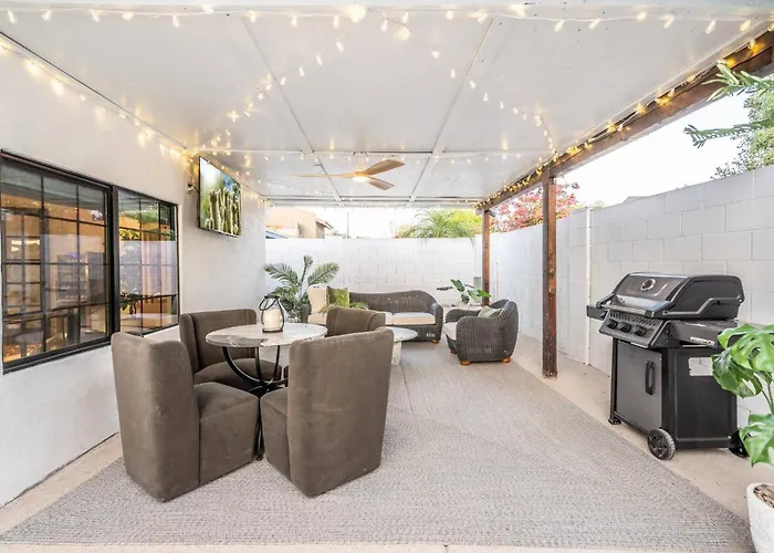 Stylish Pool Sauna Hottub Ferienhaus Phoenix
